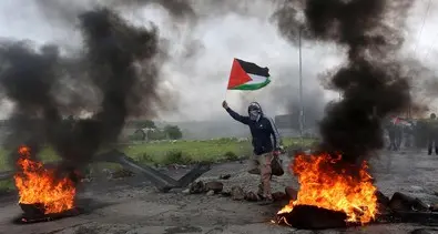 Gaza, la protesta diventa strage Uccisi 15 palestinesi
