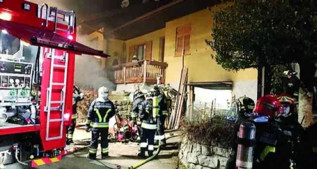 Dopo l'incendio del garage gara di solidarietà a Samone