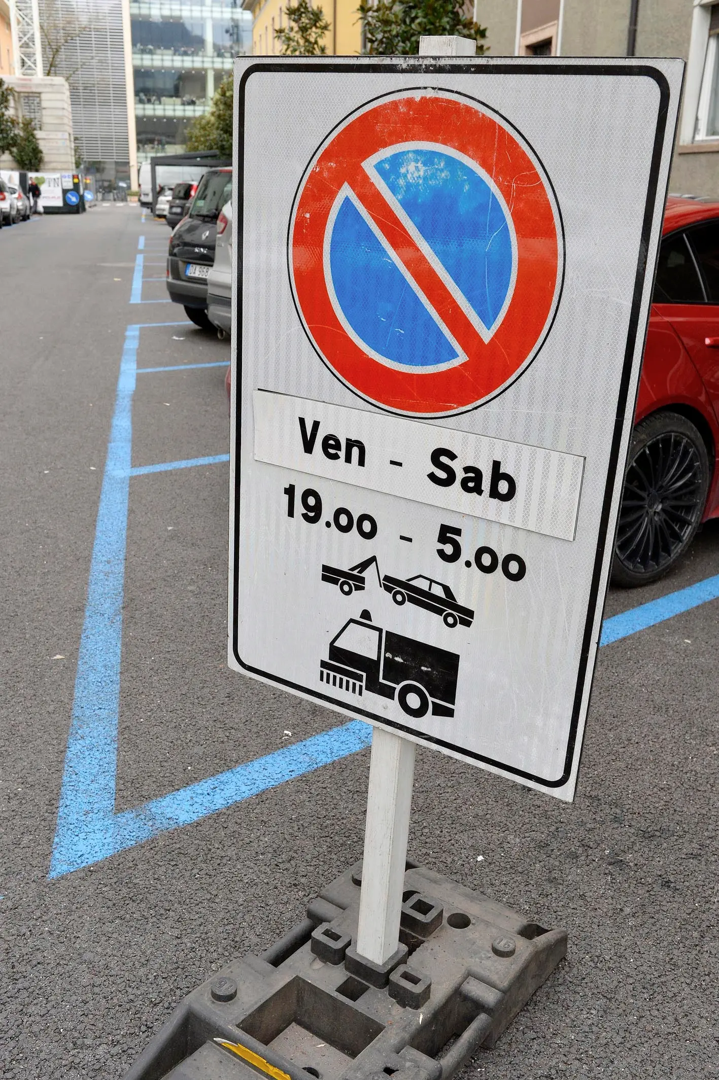 Pulizia strade, già 113 multe in due soli giorni