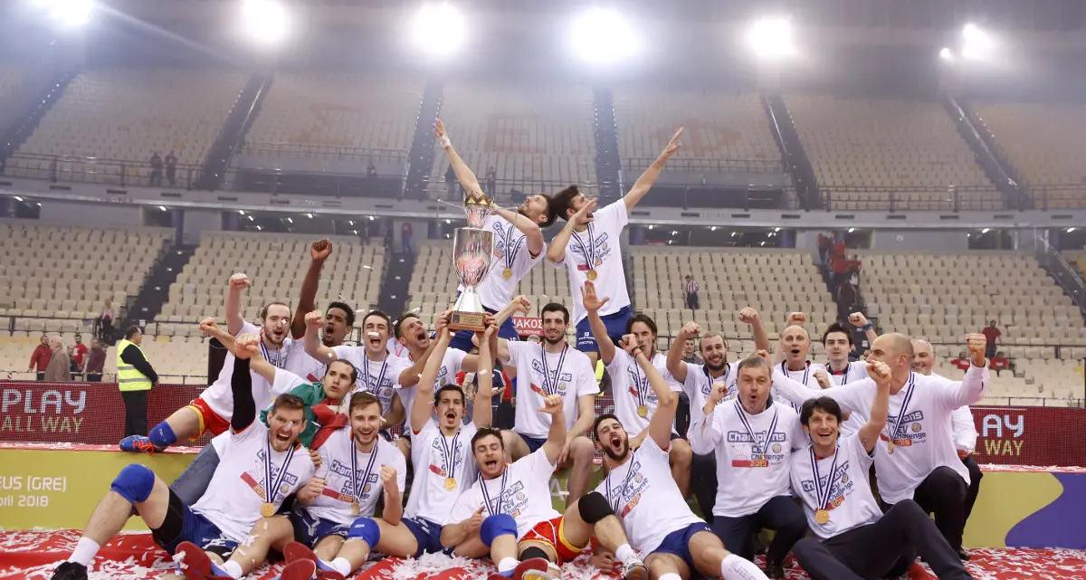 Dopo 21 anni Ravenna vince un torneo europeo Ad Atene conquista la Challenge Cup di volley