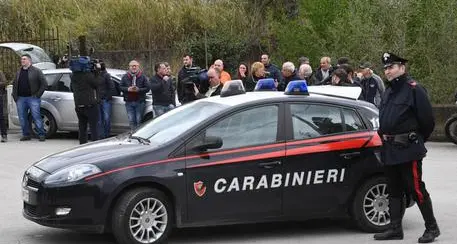 Marito e moglie suicidi, salva la figlia di 6 anni