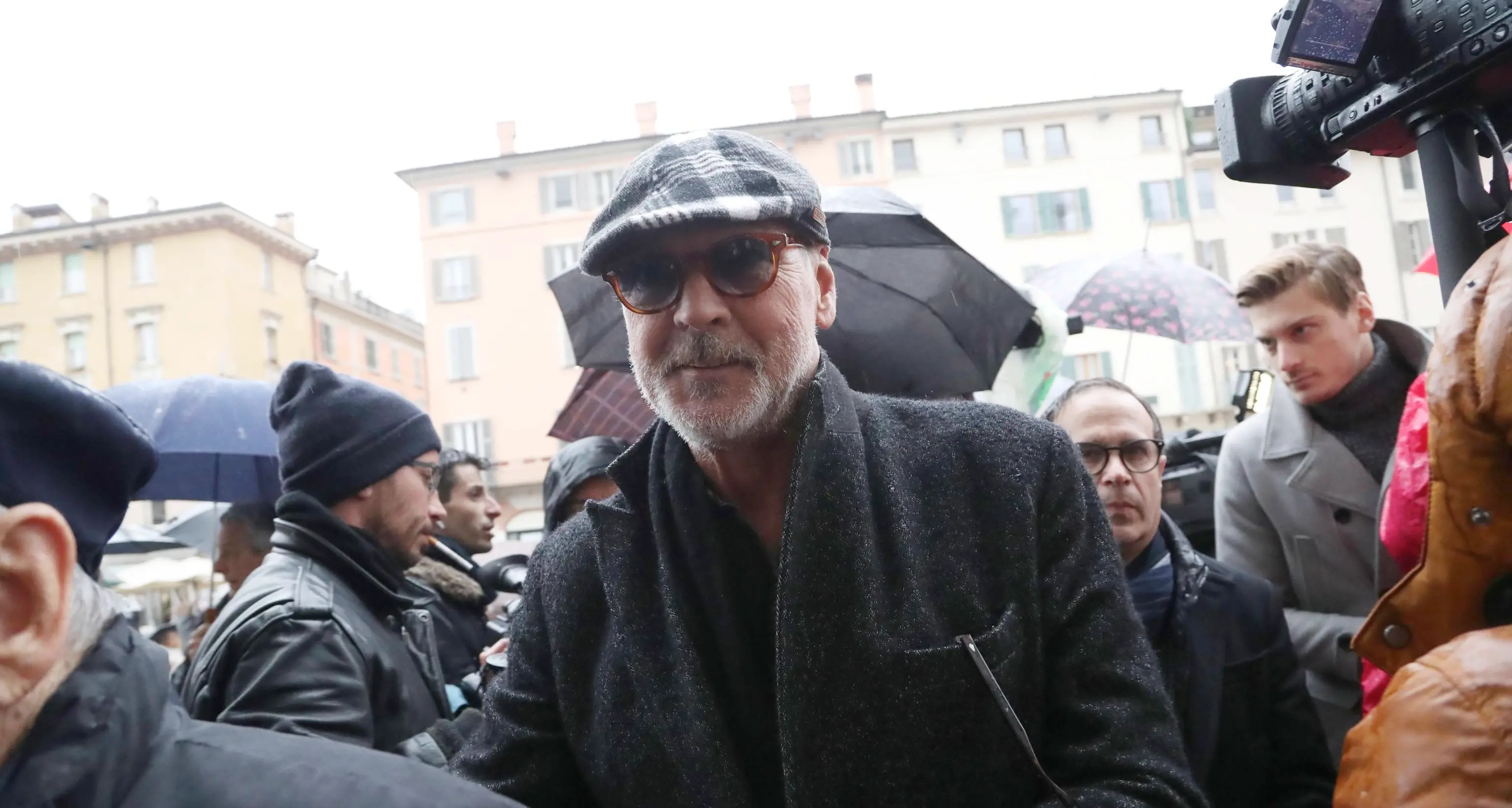 Frasi razziste su Facebook, bufera su Stefano Tacconi