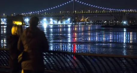 Precipita elicottero a New York Morti due turisti