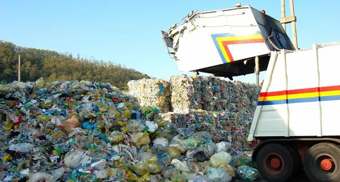 Licenziato ingiustamente, riassunto