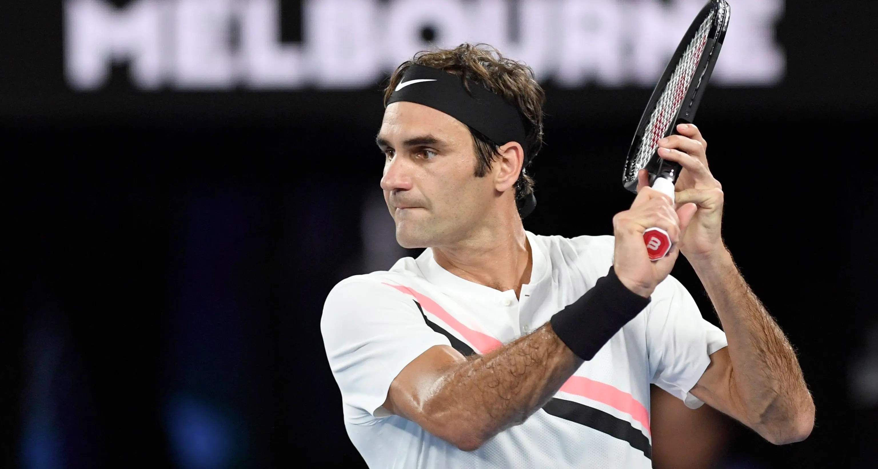Federer domina, Chung si ritira Roger in finale contro Cilic