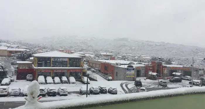 Maltempo, incredibile neve anche in Costa Smeralda