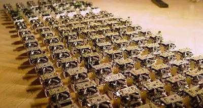 Creati i «robot sciame» Base per muscoli artificiali