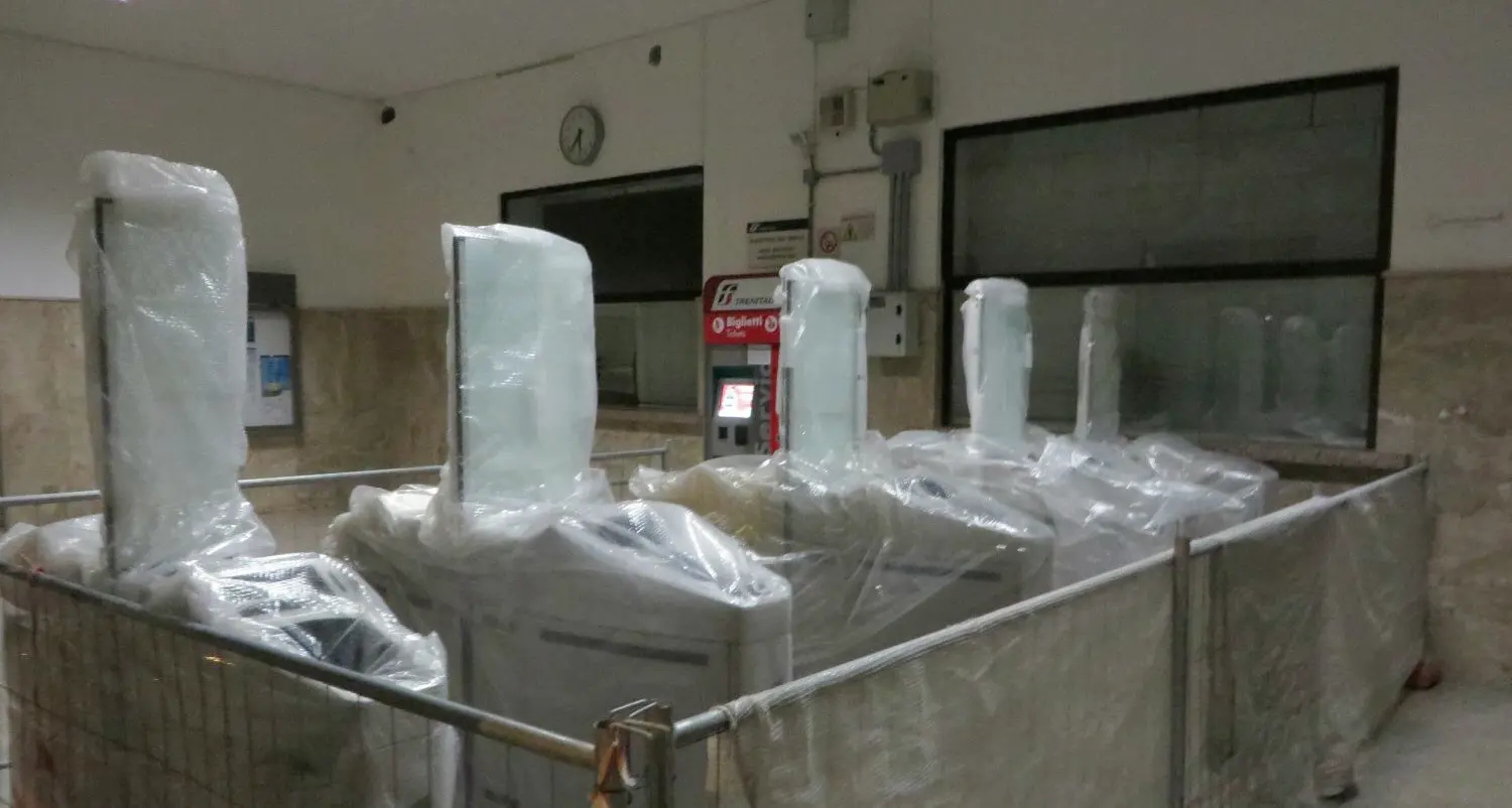 Stazioni blindate e addetti ai controlli Li assume Trenitalia, spesata dalla Provincia