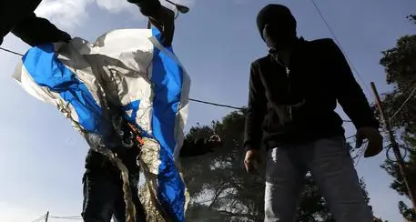 Gerusalemme: israeliano accoltellato a stazione bus