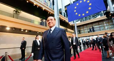 Strasburgo: è iniziata l'udienza su Berlusconi