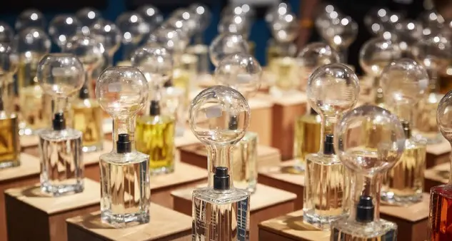 Naturali e sostenibili, anche per i profumi tendenza green