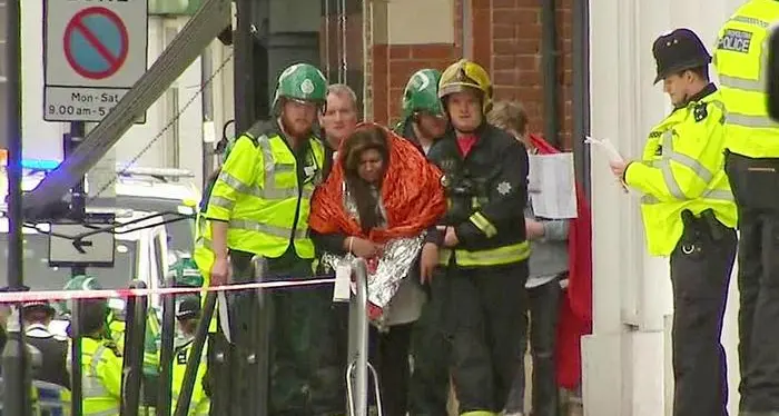 Esplosione a Londra Metro, molti feriti