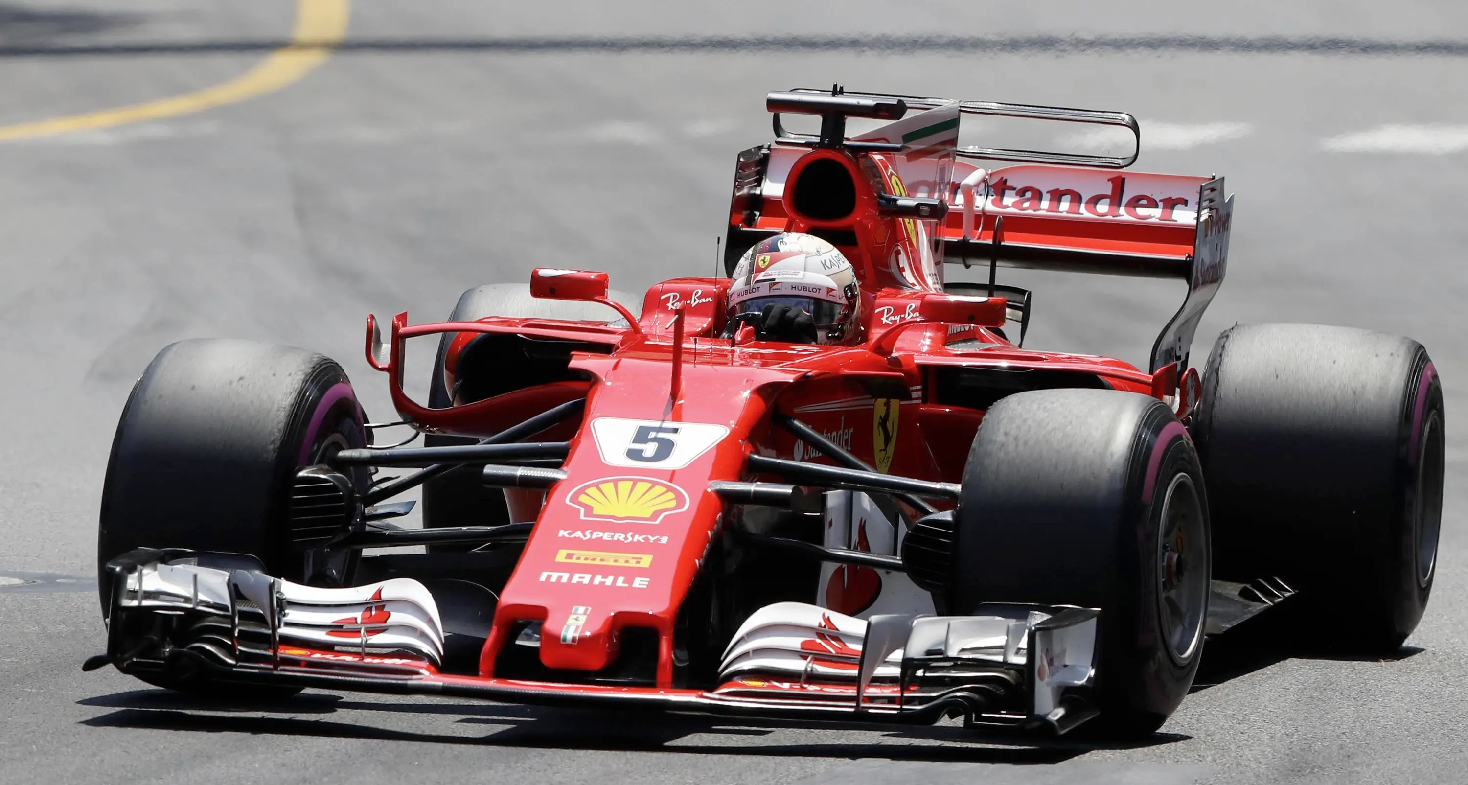 Trionfo Ferrari a Montecarlo Doppietta con Seb e Kimi