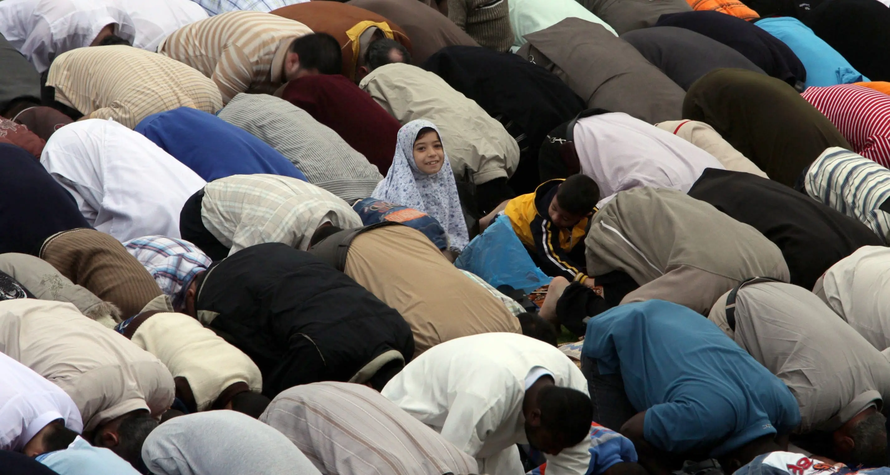 Comunità islamica al PalaTrento Festa per la fine del Ramadan
