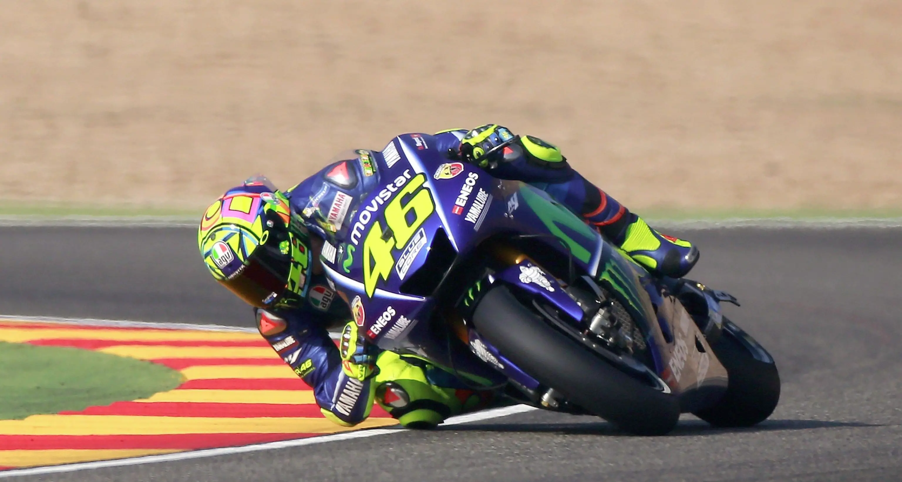 Che impresa Valentino! Terzo tempo ad Aragon
