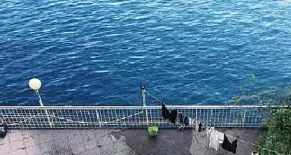 Riva. «Albergo troppo caro» I turisti dormono tra i ruderi