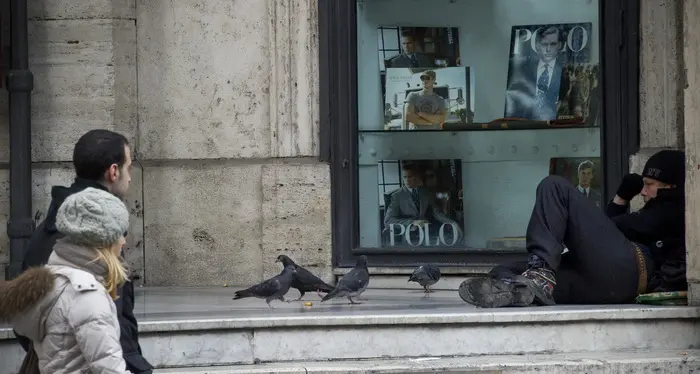 Crisi e disparità in Italia Giovani contro i vecchi