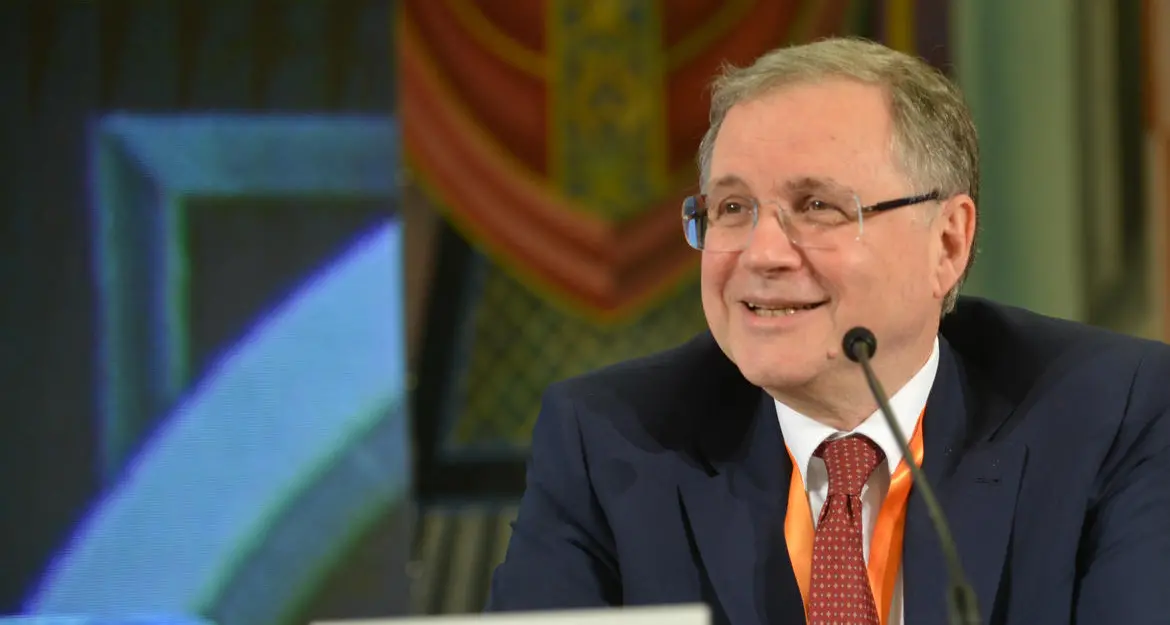 Visco: «Corruzione e scuola i problemi dell'Italia» Poi cita Gramsci: «Bisogna essere ottimisti»