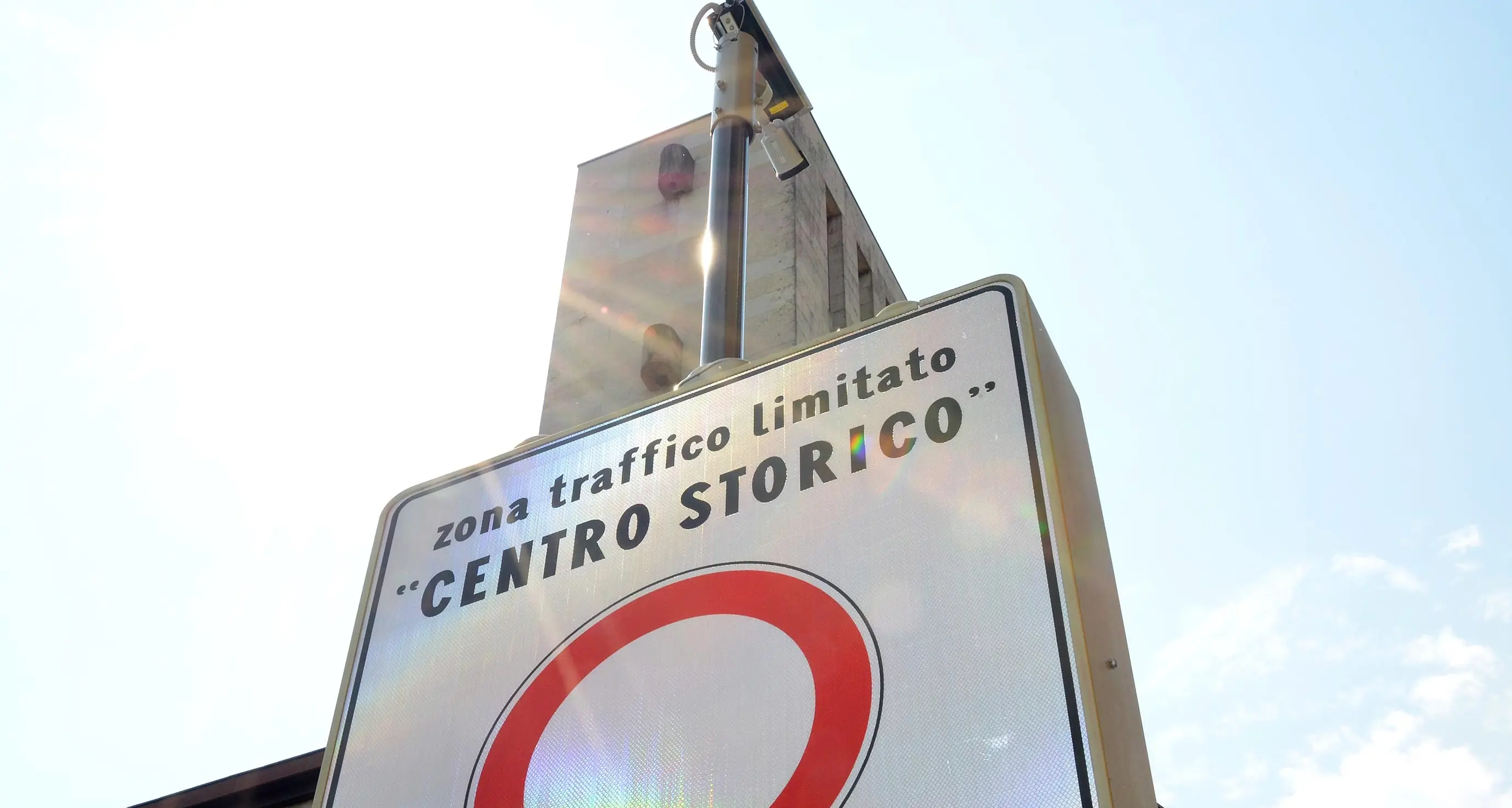 Ztl, record di multe per una ditta di trasporti 200 sanzioni per un conto totale di 16mila euro