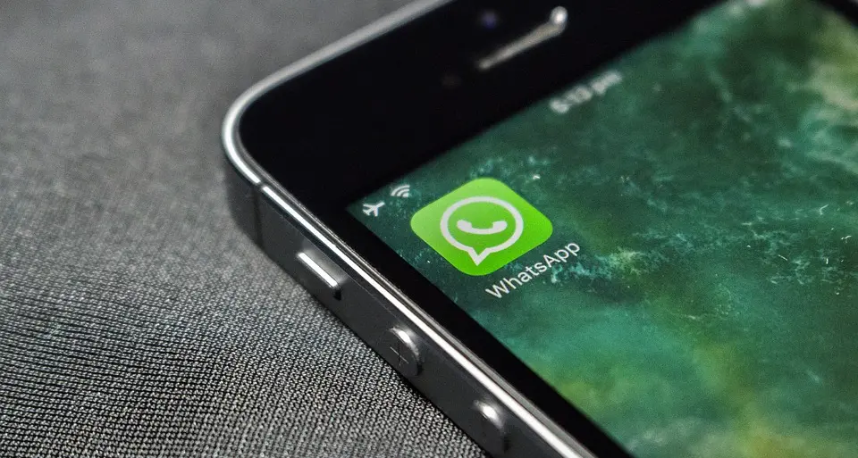 Lo scivolone di Ugo Rossi Il gruppo Whatsapp indispone