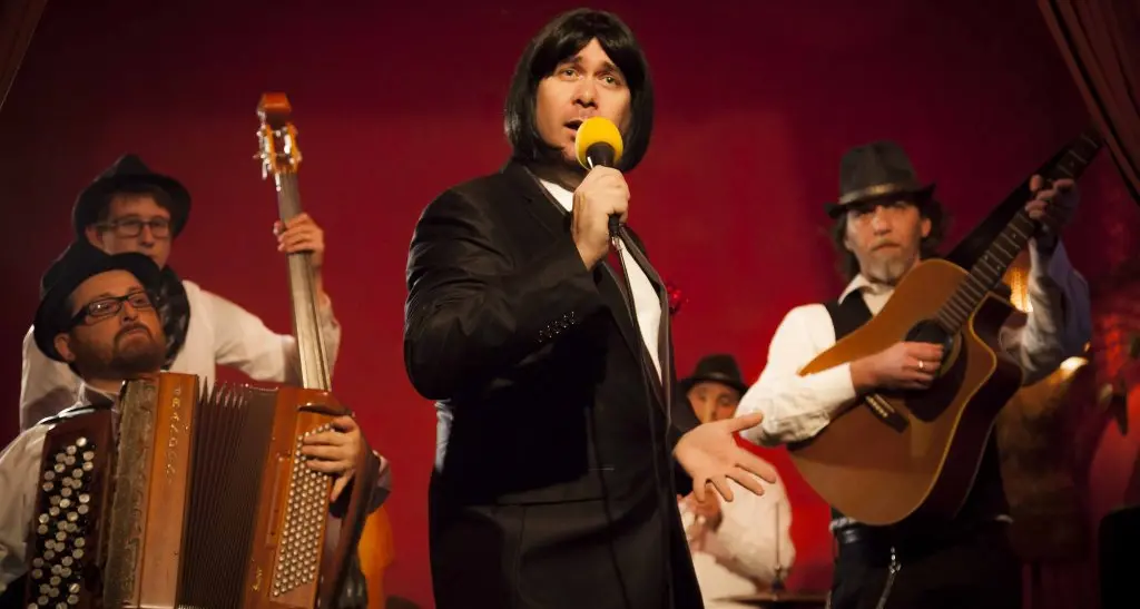 Il «concerto timido» di Ruggero Fenomento musicale a Laives