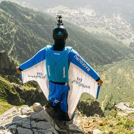 Civetta, base jumper austriaco si schianta e perde la vita