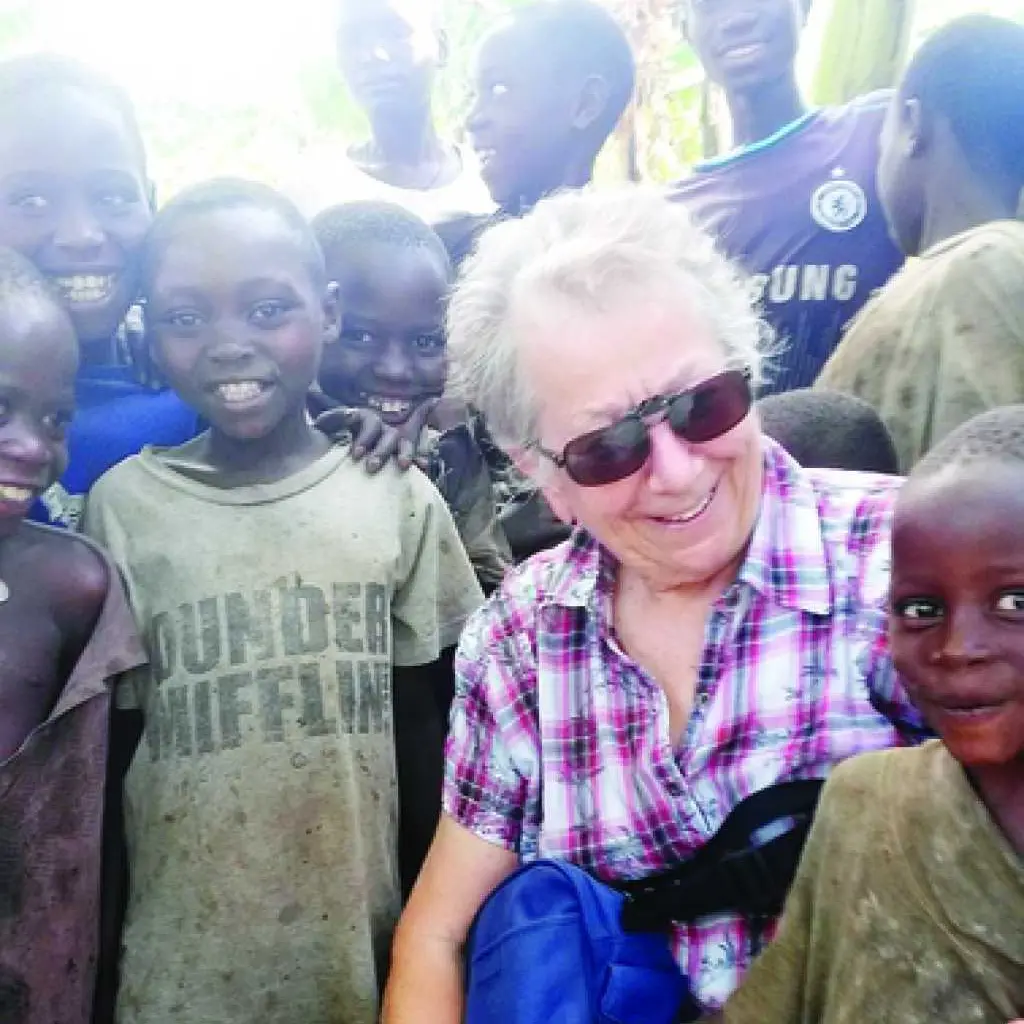 L'ostetrica trentina volontaria in Burundi Da 11 anni Marta aiuta mamme e bimbi