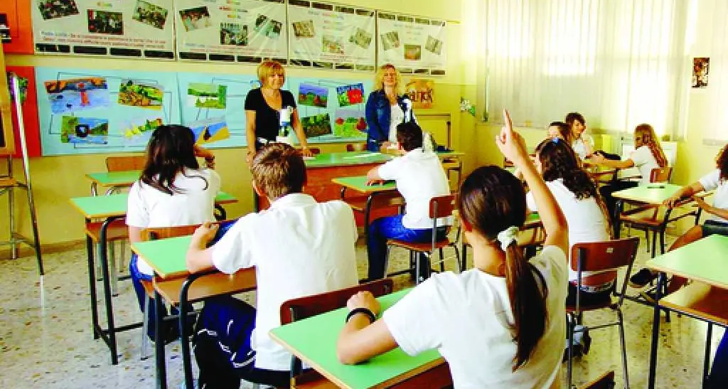 Docenti trentini: sono 9.000, di cui 6.500 di ruolo Stipendi, si punta al rinnovo del contratto fermo dal 2009