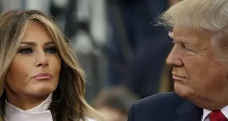 Trump arriva a Roma E Melania rifiuta la mano