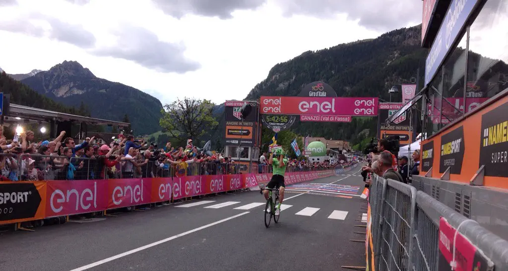 A Canazei la «prima» di un francese Rolland vince la tappa del Giro d'Italia