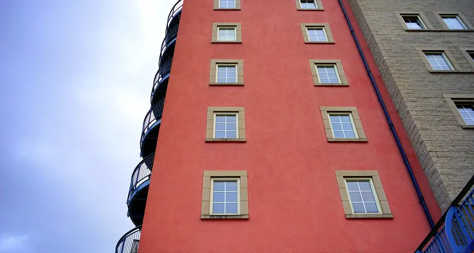Vendita dell'appartamento in condominio e sorte delle spese