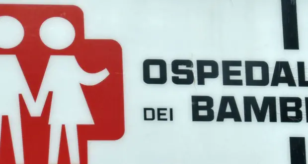 Un bimbo di 7 anni in coma, curato con l'omeopatia per l'otite