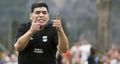 Maradona, Var avrebbe annullato gol mano