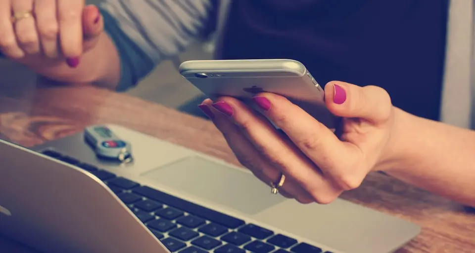 Istat: nel 40% delle famiglie il reddito principale è femminile
