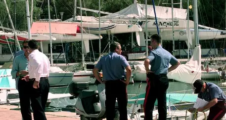 Scontro barche in lago, 3 feriti gravi