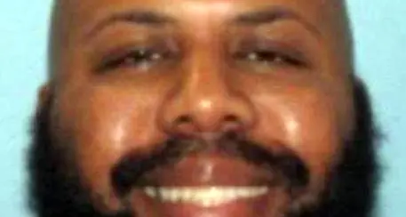 Usa, ricercato uccide un uomo per strada e pubblica video in Fb
