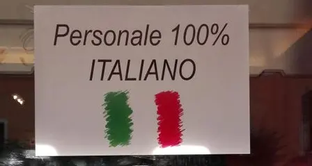 «Personale 100% italiano» Ristoratore scatena proteste