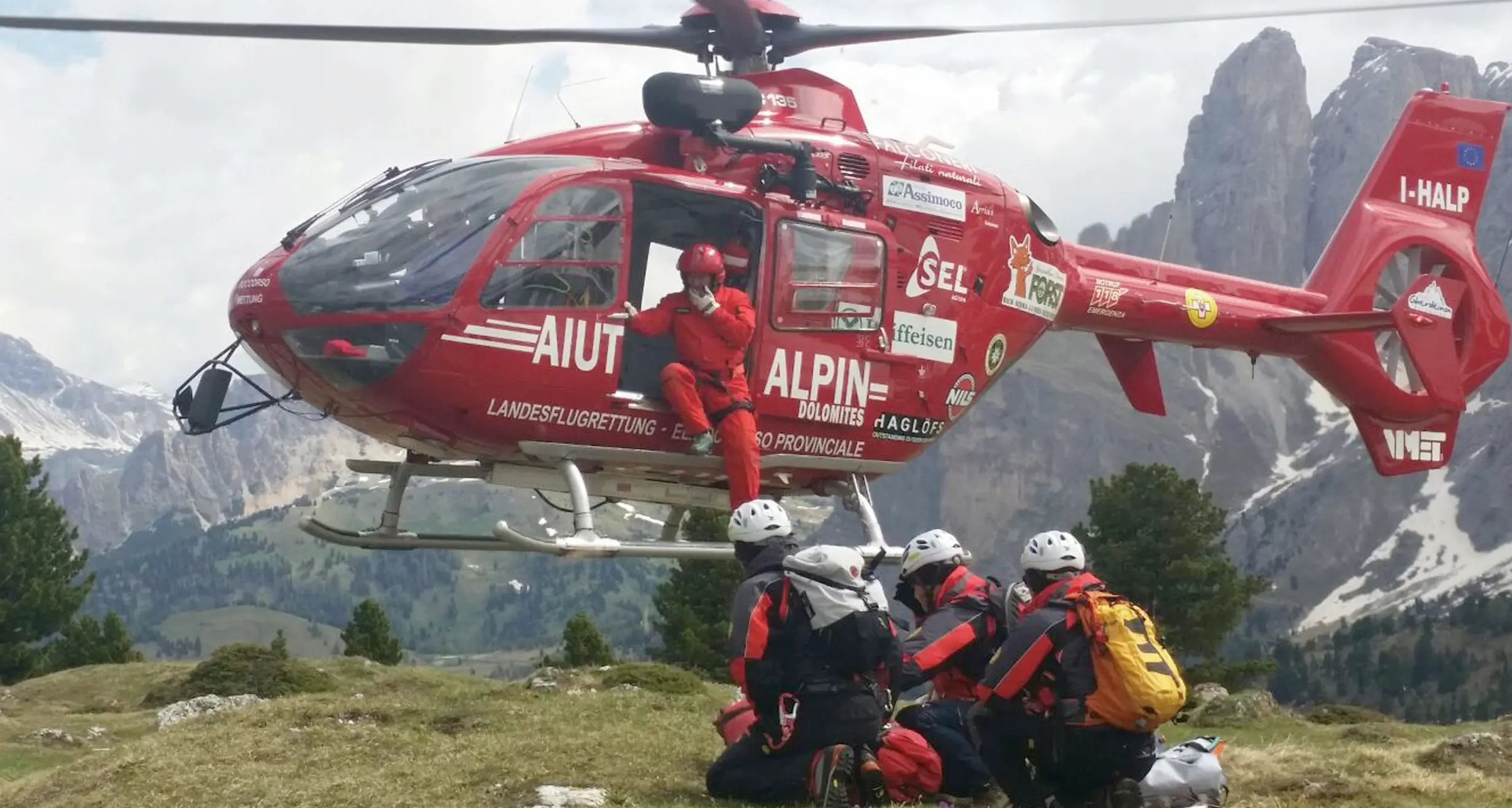 Turista tedesco cade dal sentiero e muore in alta val Venosta
