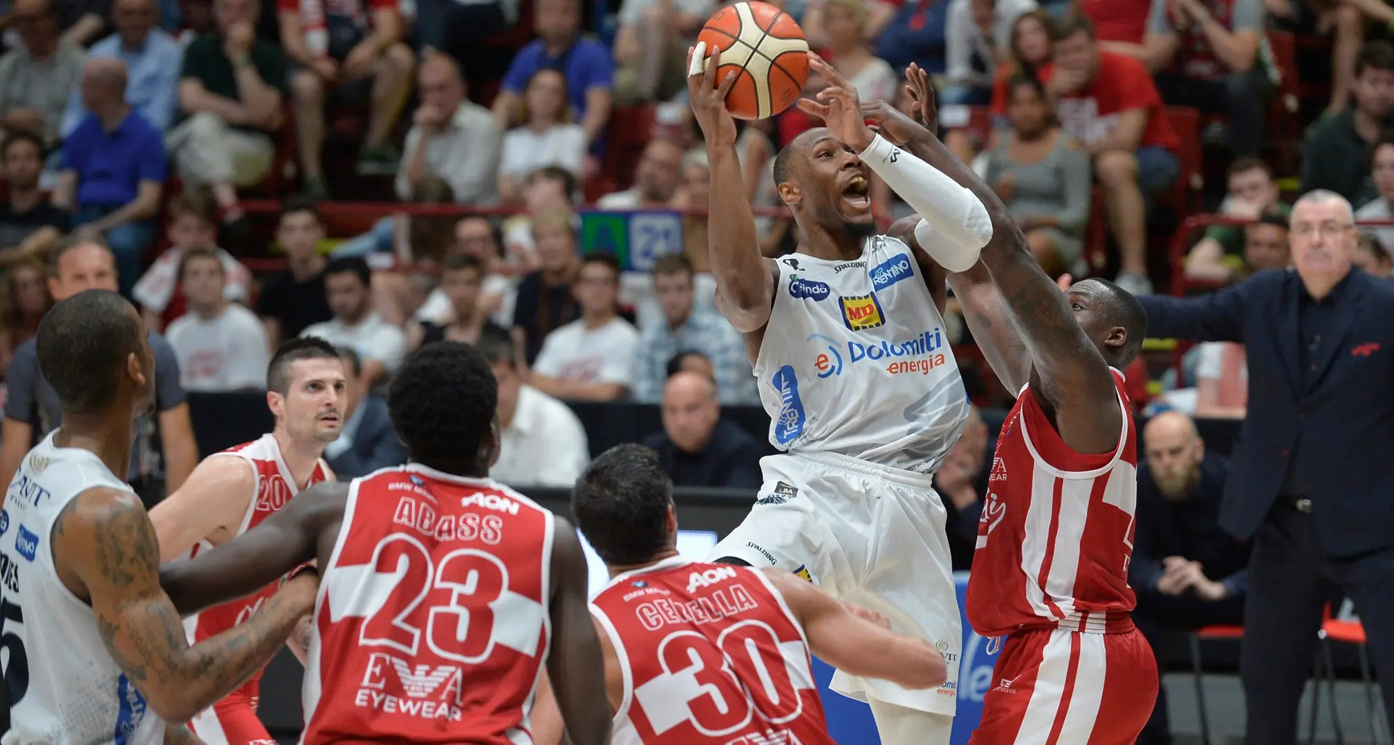 L'Aquila Basket riparte da Milano Oggi semifinale di Supercoppa