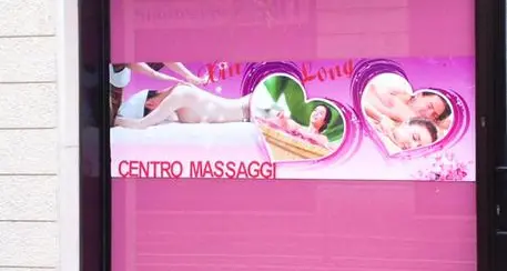 Centri massaggi, in Lombardia il cliente dovrà dare dati