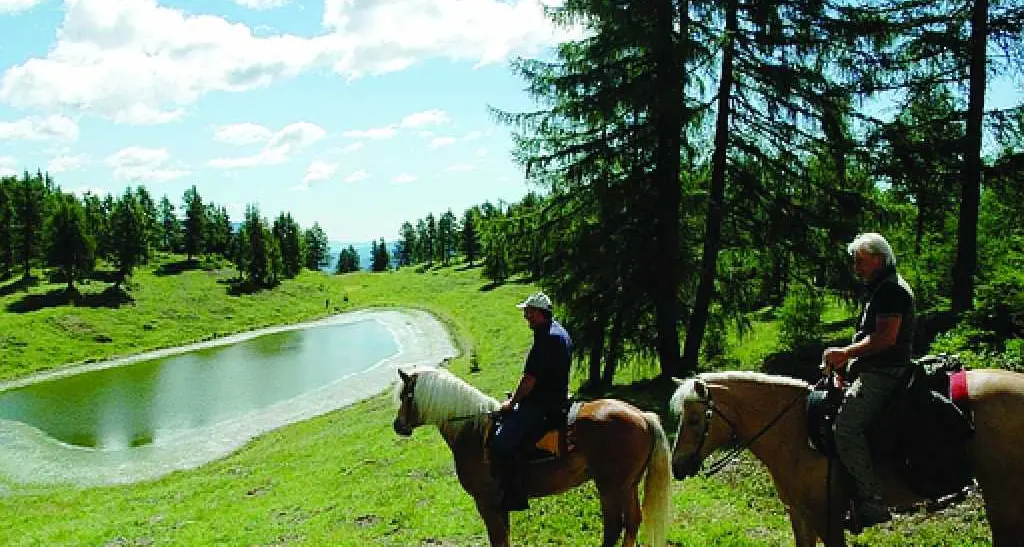 Turismo a cavallo, in arrivo percorsi per 100 chilometri