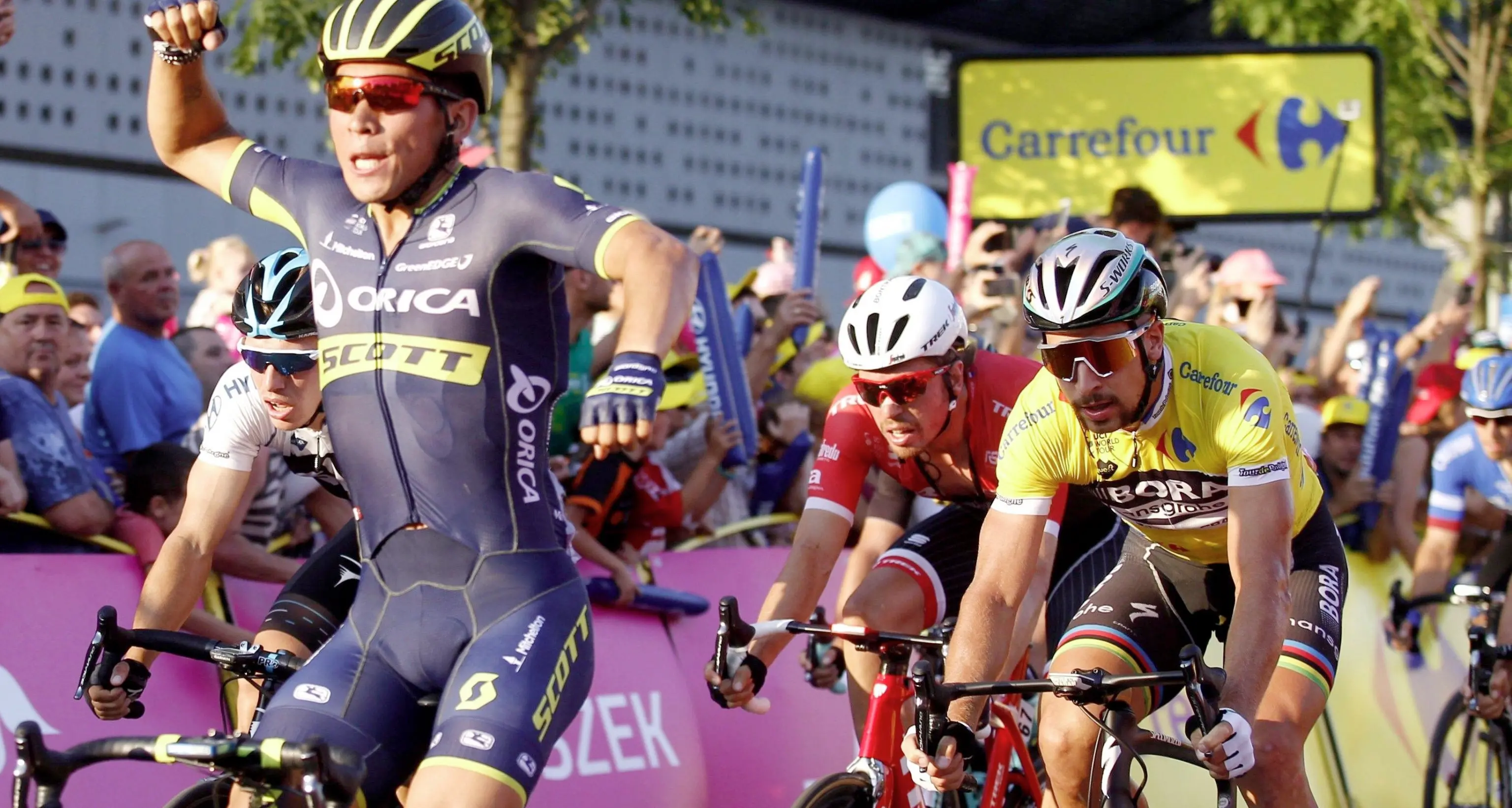 Ciclismo, Ewan tionfa nello sprint di Zabrze
