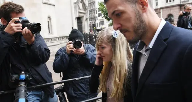 I genitori del piccolo Charlie rinunciano alla battaglia legale