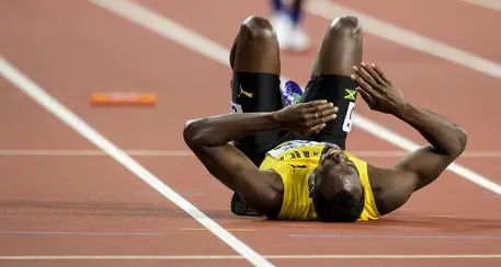 Dramma Usain Bolt a Londra Il medico: «Colpito dai crampi»