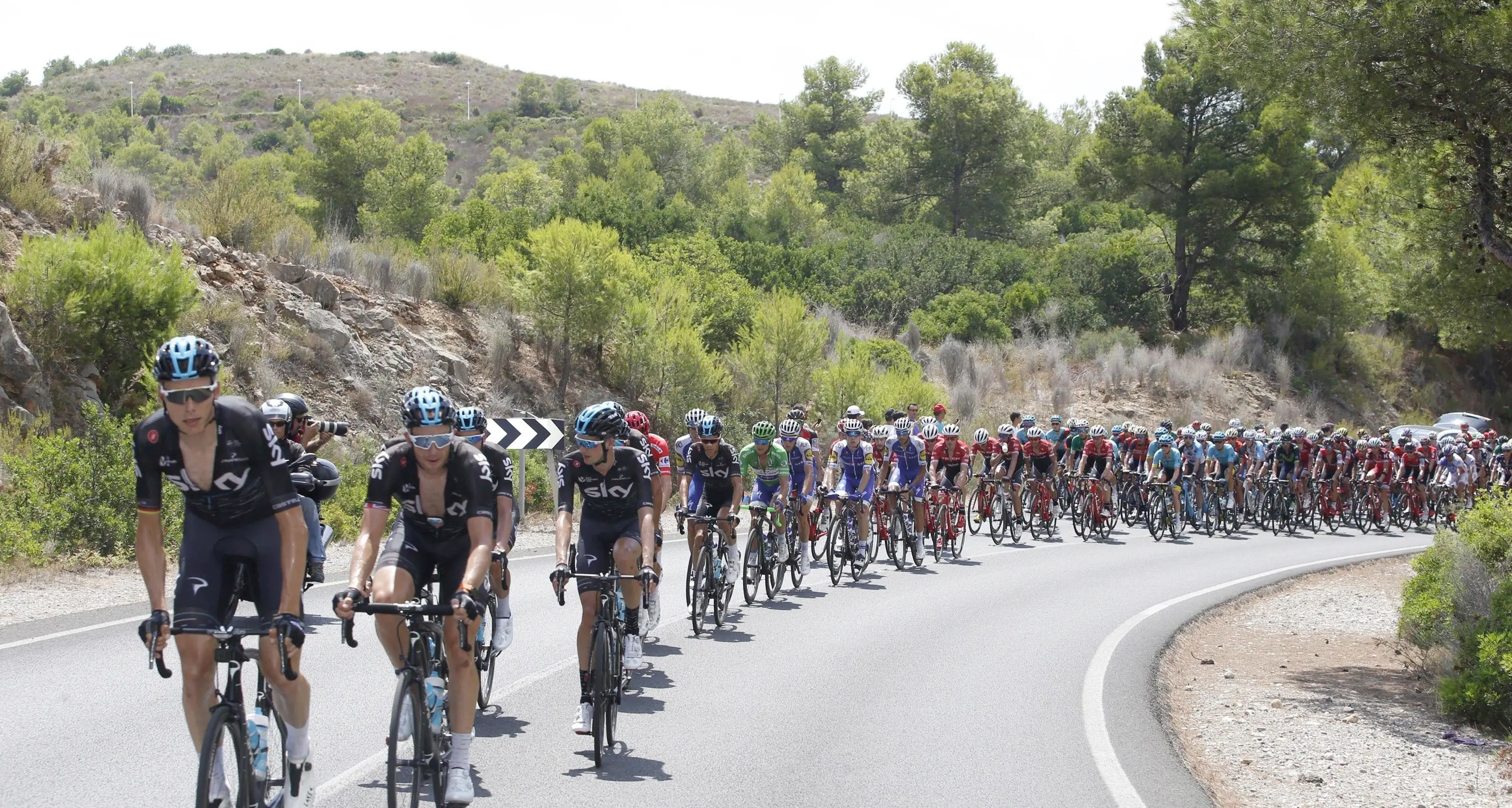 Vuelta, Moscon fa il vuoto per il suo capitano Froome