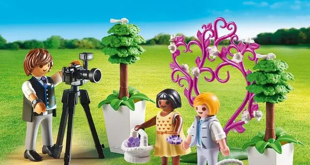 Nuovi giochi: il wedding planner Playmobil si rivolge alle bambine