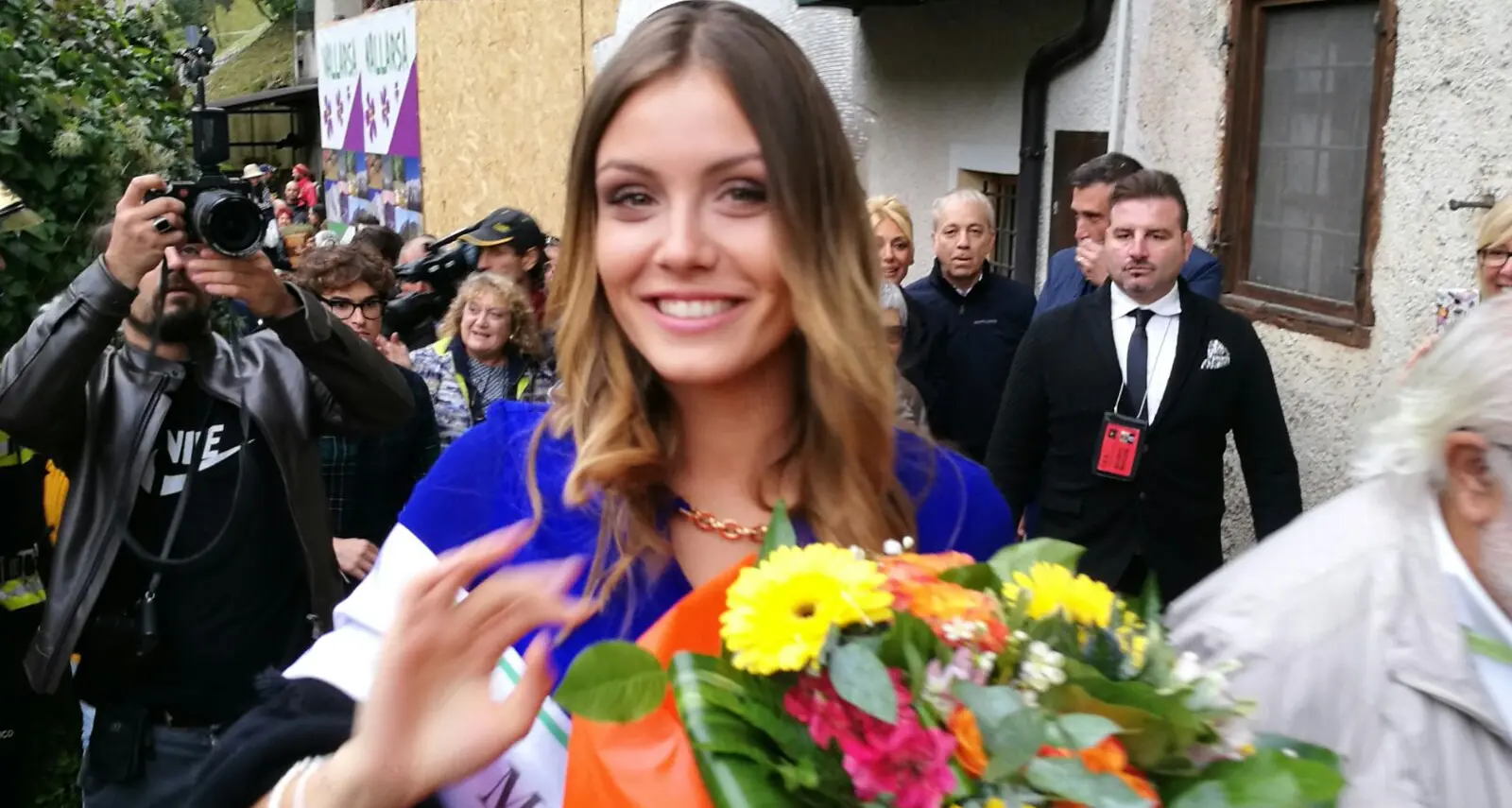 Una nuotata con Miss Italia per la staffetta della solidarietà