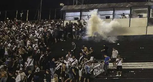 Brasile, un morto nel derby tra Vasco da Gama e Flamengo
