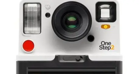 Riecco la Polaroid: la magia delle foto istantanee