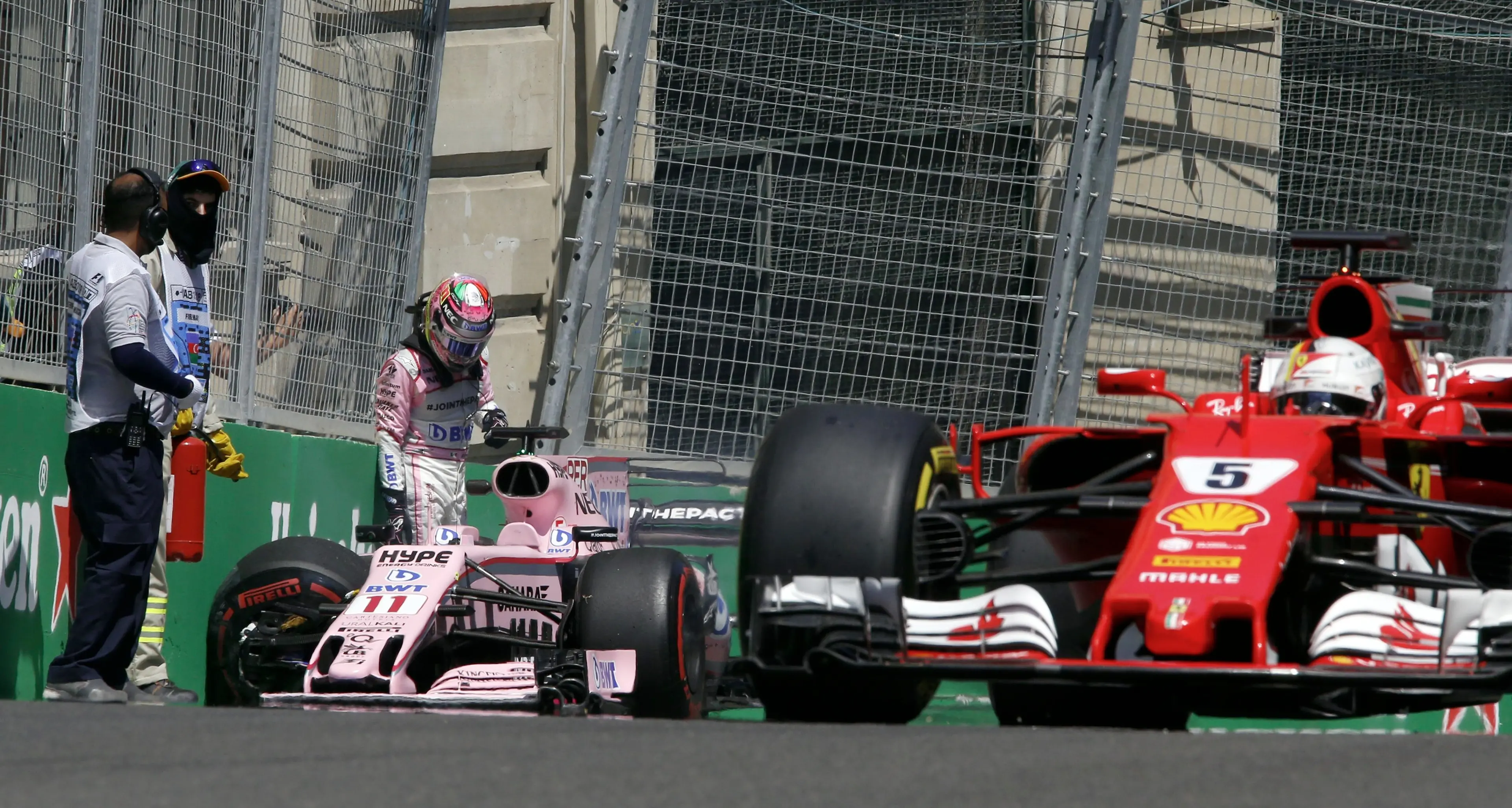 Briatore attacca Vettel: «Che gli è saltato in mente?»